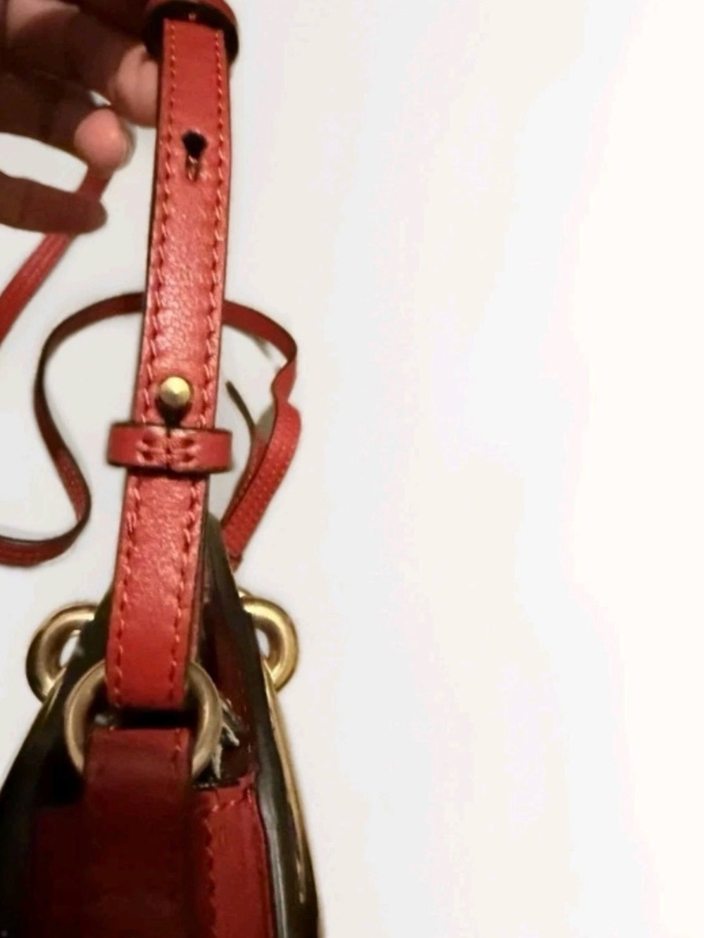 🔥100%Authentic Chloe Pixie Small Red Round Shoulder Crossbody Suede Leather Bag🔥 - Picture 9 of 13